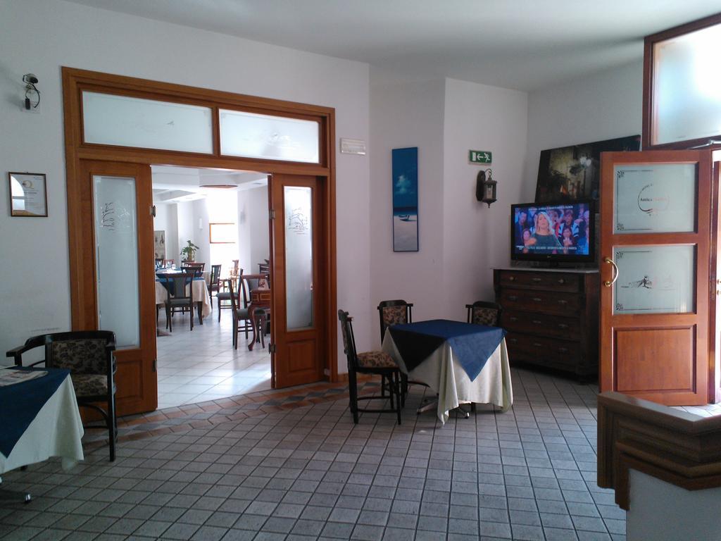 Hotel Ristorante Antica Marina Nicotera Exterior photo